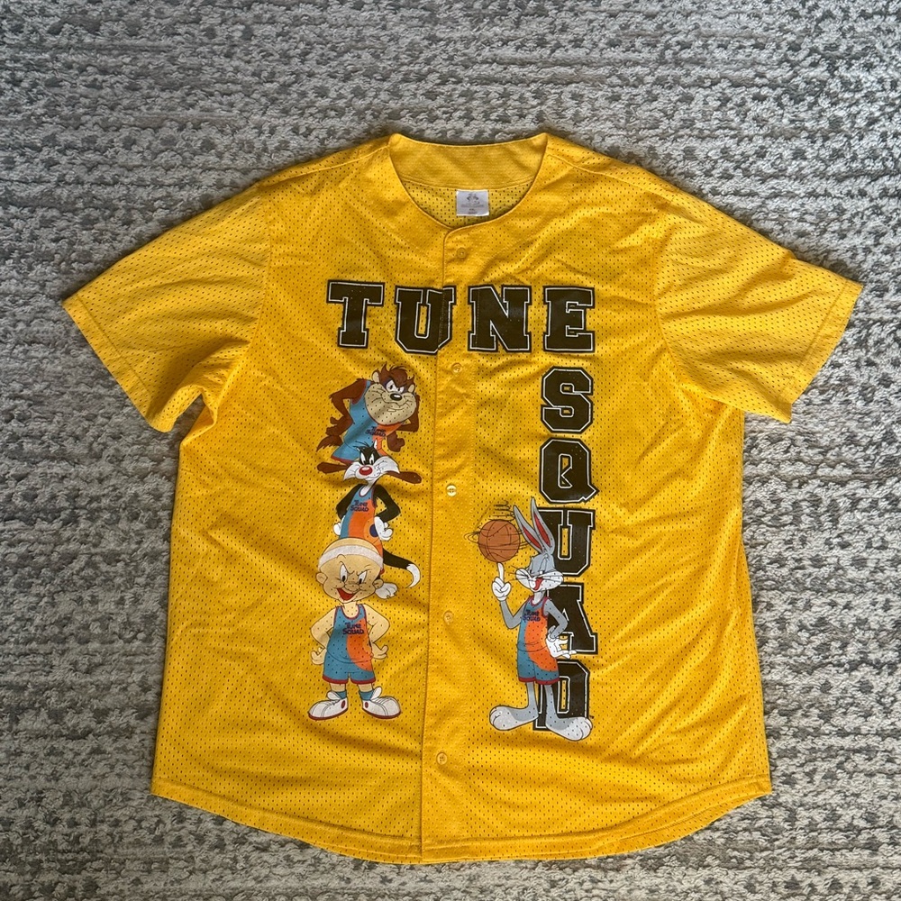Looney Tunes Men's Yellow Top